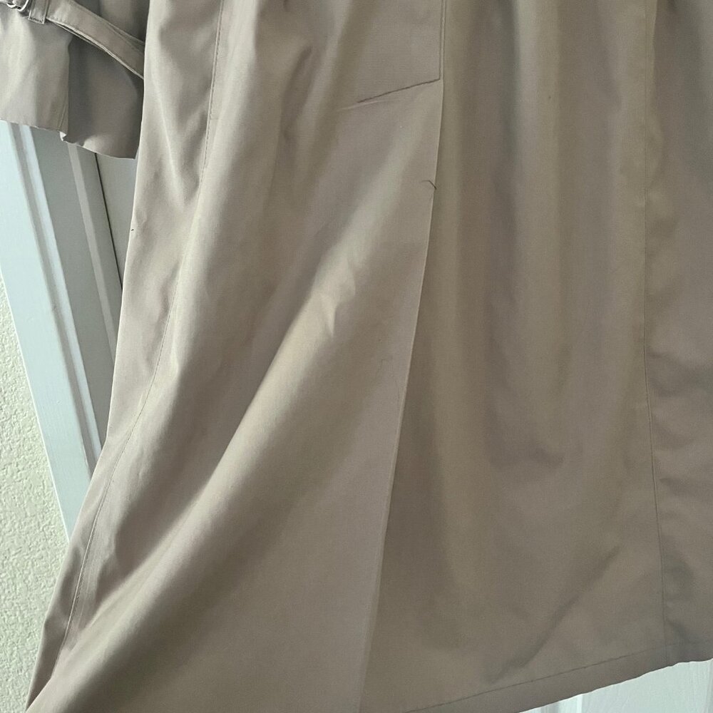 Vintage London Fog Tan Trench Rain  Zip wool lining/removable Women's Sz 12 P - Picture 6 of 14